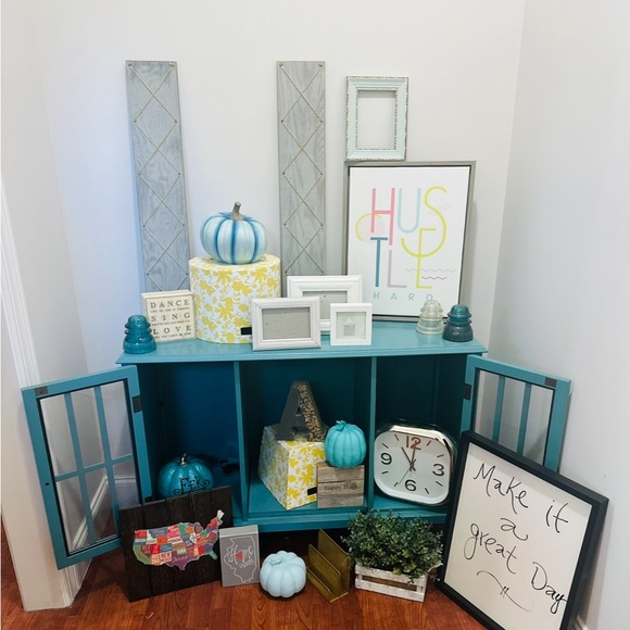 Hustle canvas print. - Picture 1 of 3